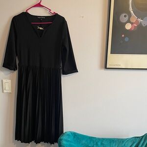 Elegant Black Pleated Dress size S